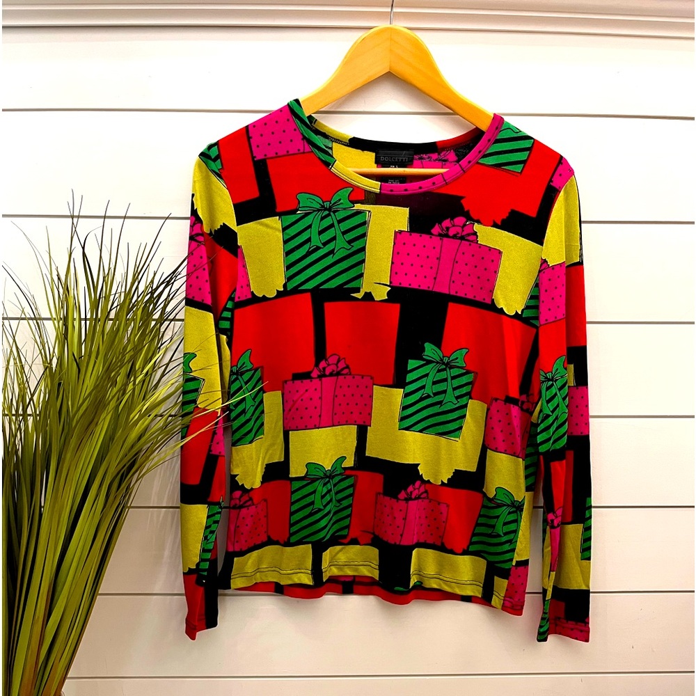 Unique Christmas top